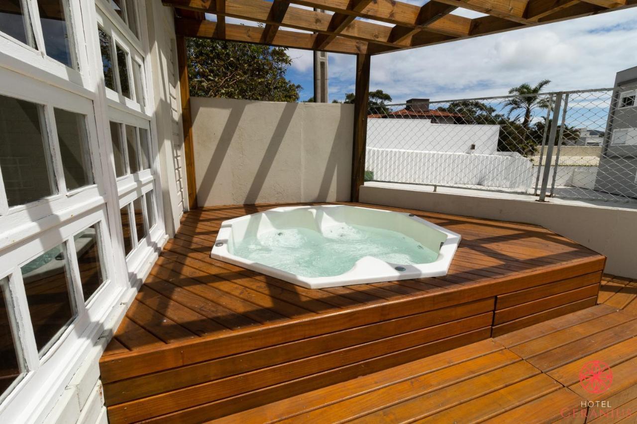 Geranius Dos Ingleses Hotel