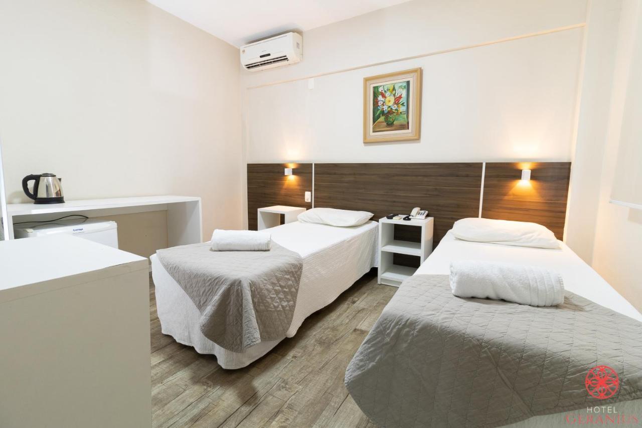 Geranius Dos Ingleses Hotel 4*